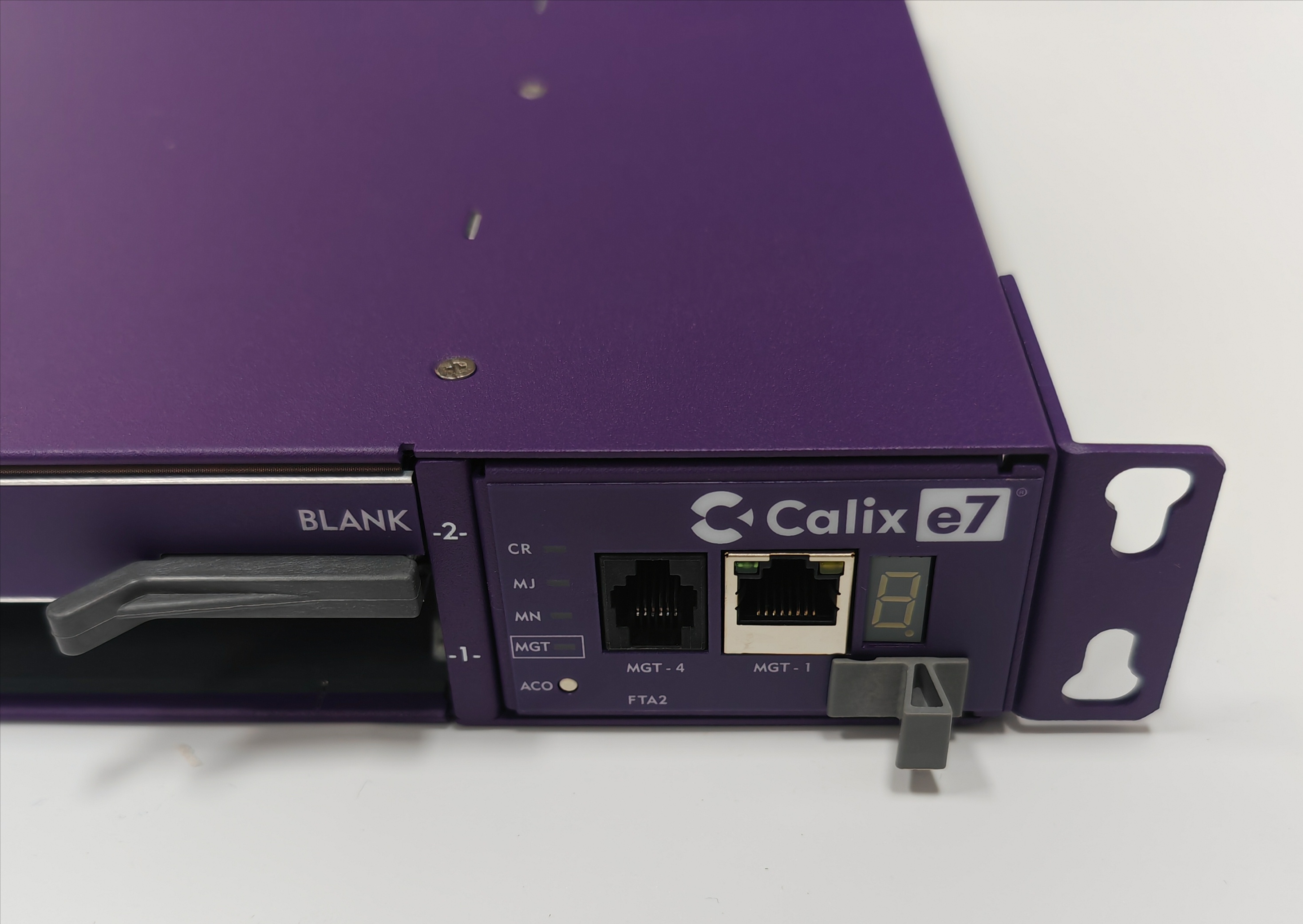 CLAIX E7-2 XGS-PON /GPON OLT XG801 NGPON2-4